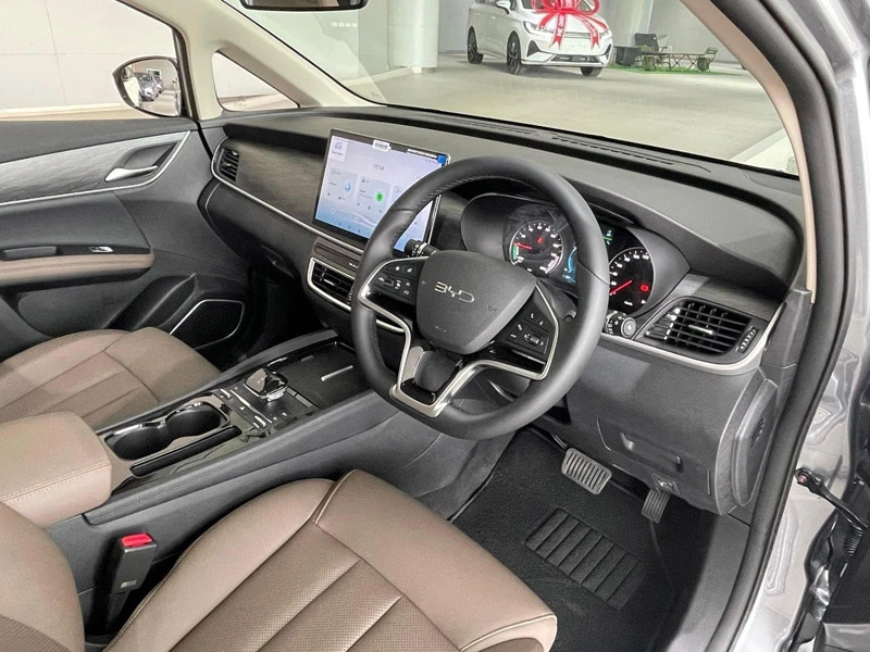byd-m6-anh-11-2875977j33835